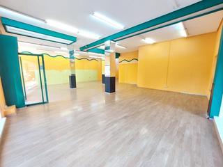 Miete Geschäftsraum in Nuevo Gijón. Local en nuevo gijón