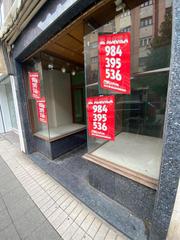 Lloguer Local Comercial a Laviada. Local en magnus blikstad