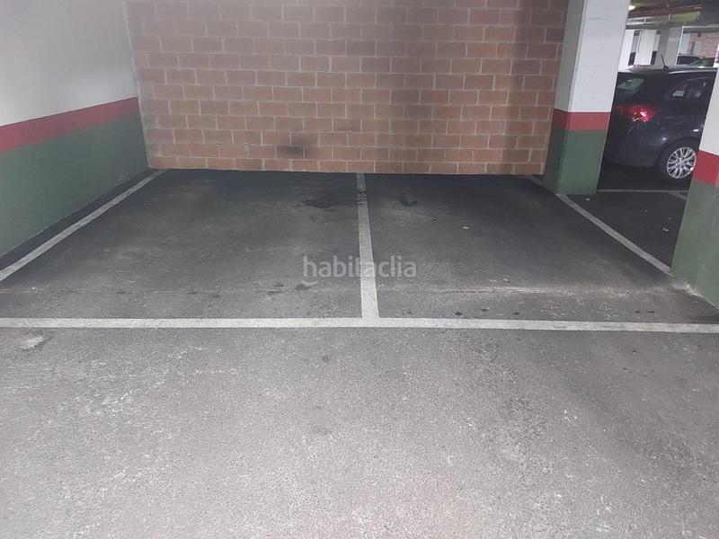 Foto c63b924b-b85f-4504-bf44-434728a3a560. Parking voiture dans El Polígono Gijón