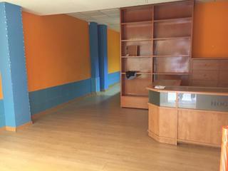 Rent Business premise in Pumarín