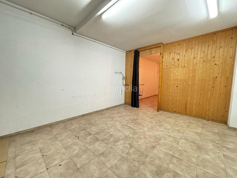 Foto 0cc4b7d8-728a-4e7e-bc44-bb9ebaa4e842. Alquiler local comercial local en calle tineo en Laviada Gijón