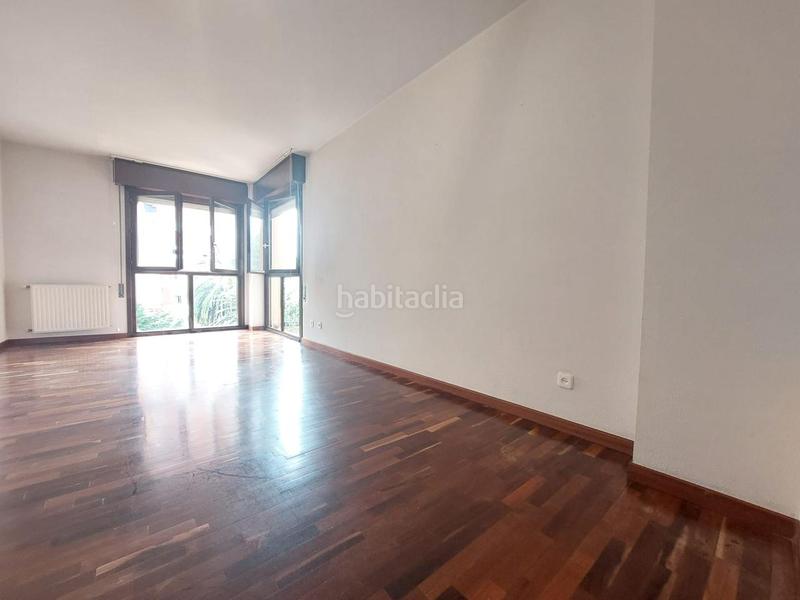 Foto 397e8820-c4dd-4592-86fb-579aff7d2b36. Piso en nuevo Gijón Gijón