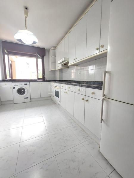 Foto 4f91deb1-92ae-47f5-8a66-93ae1e3c75ba. Piso en nuevo Gijón Gijón