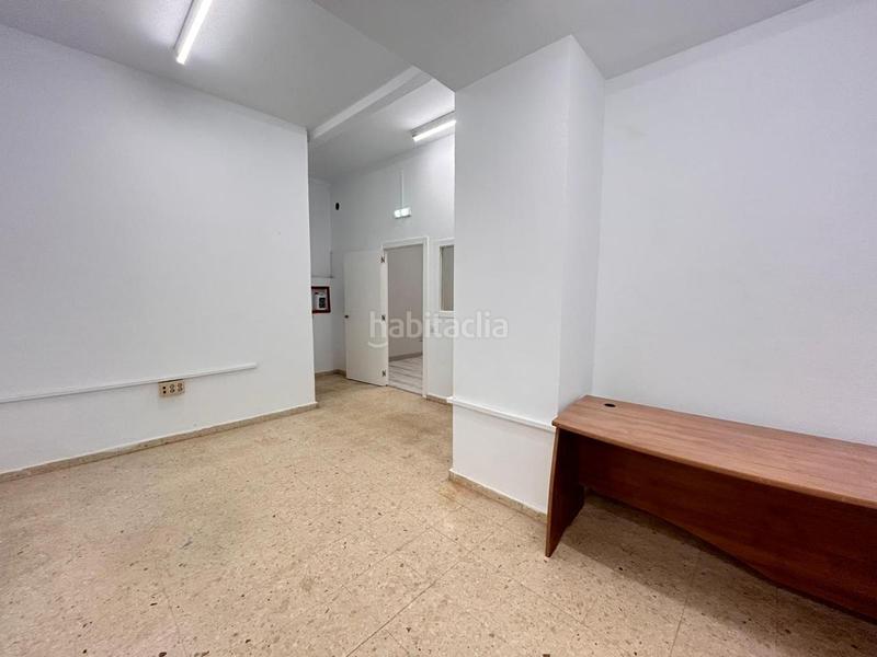 Foto ad514483-744f-4605-8ba9-d8543725e734. Lloguer local comercial a El Bibio - Parque Gijón
