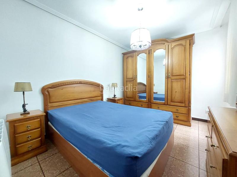 Foto 4d970a31-a0fc-42d6-b85d-f7db6c49a0b4. Piso  en calle pedregales en Laviada Gijón