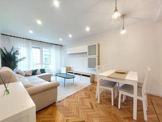 Location Appartement à El Polígono. Piso en polígono
