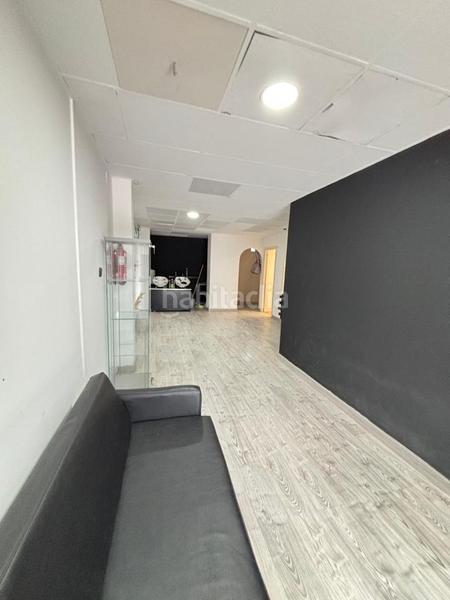 Foto 52854889-a644-4eb2-a7cc-a60c21a83190. Lloguer local comercial a Contrueces Gijón