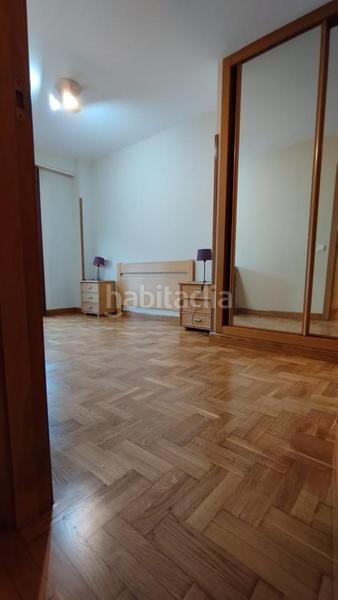 Foto fcf4abda-68fd-4907-894d-79e3d2584535. Rent flat with heating parking in La Florida Oviedo