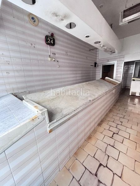 Foto c902e45c-5696-41c1-92ec-579c678af808. Local comercial a Laviada Gijón