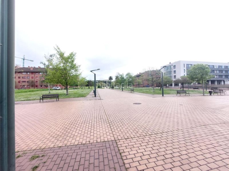 Foto 403c3206-caef-45e5-9f09-2db16f1e412f. Pis amb calefacció aparcament a Jove Gijón