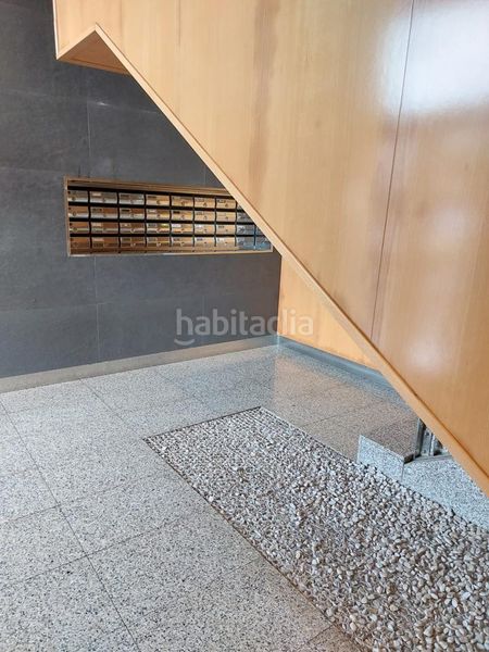 Foto 5b308752-7277-40af-9d56-1228bd20a8d0. Pis amb calefacció aparcament a Jove Gijón