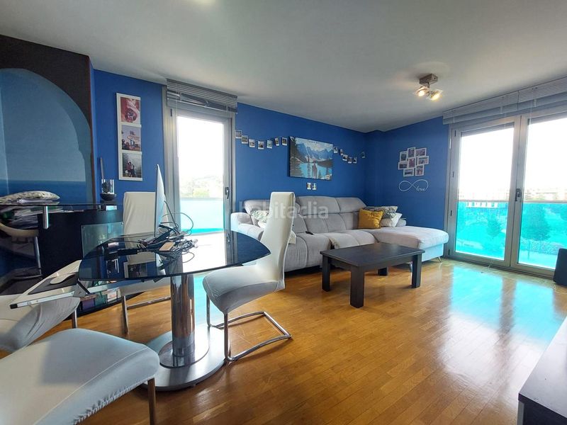 Foto f72c3710-ba4f-4135-a8e8-39b401a0382f. Pis amb calefacció aparcament a Jove Gijón