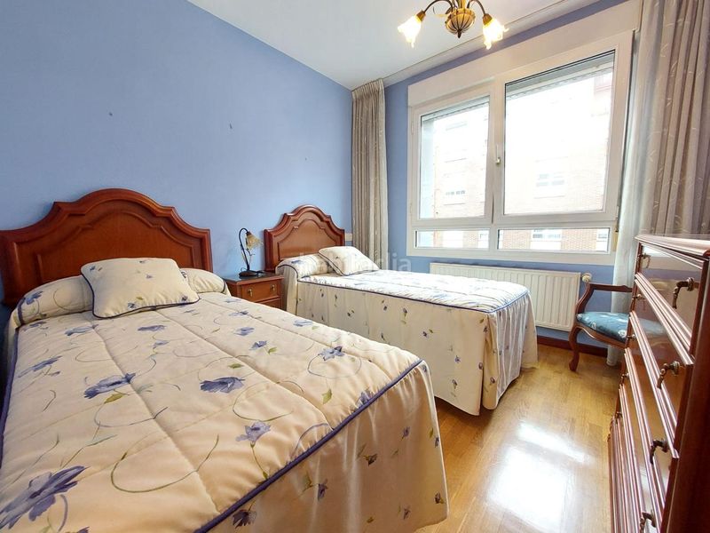 Foto e778c706-8117-45b6-bfce-0955c586fbe3. Pis amb calefacció aparcament a Perchera Gijón