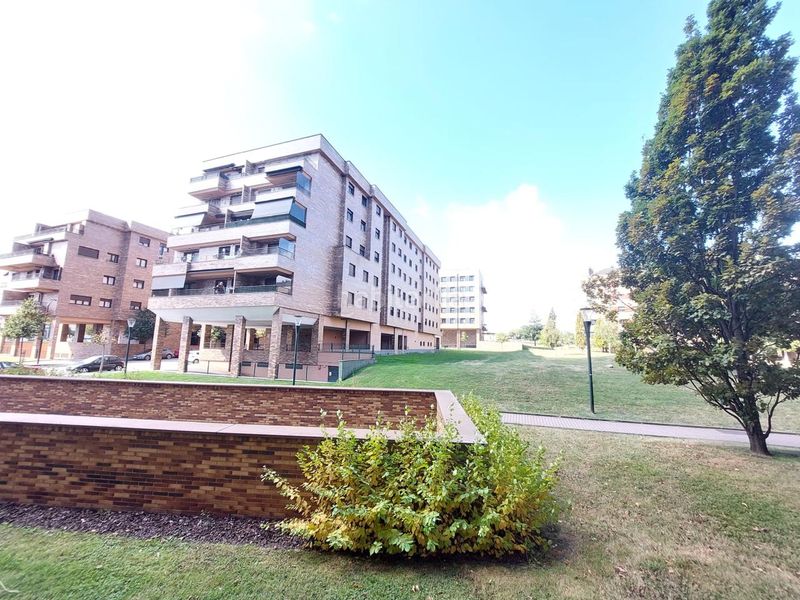 Foto b93afb15-cd3d-4430-a5f8-768137f6a5d6. Rent ground floor with heating in La Calzada Gijón