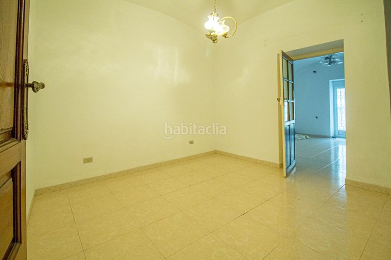 Foto 4226f82f-74d6-4f27-b040-a5a30e696933. Casa amb calefacció a Casco Antiguo Badajoz