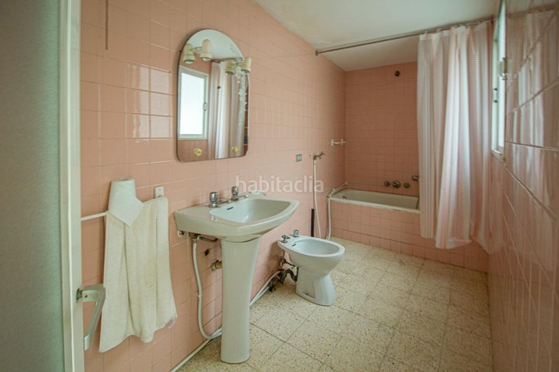 Foto 6bbedc4a-1d9d-4c82-9764-b2f3ec635753. Casa amb calefacció a Casco Antiguo Badajoz