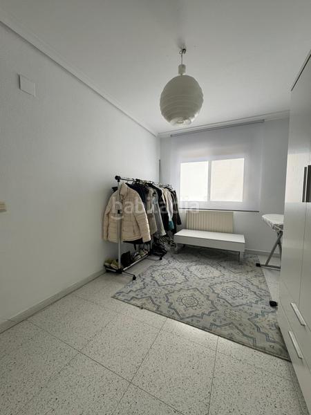 Foto b62bdebe-1790-47be-9a04-176ee70e16ed. Casa a schiera con riscaldamento parcheggio piscina in Badajoz