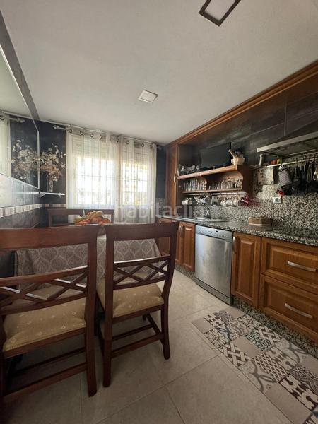Foto bd500c42-c71e-4fa4-bd15-1f2c12154ac4. Casa a schiera con riscaldamento parcheggio piscina in Badajoz