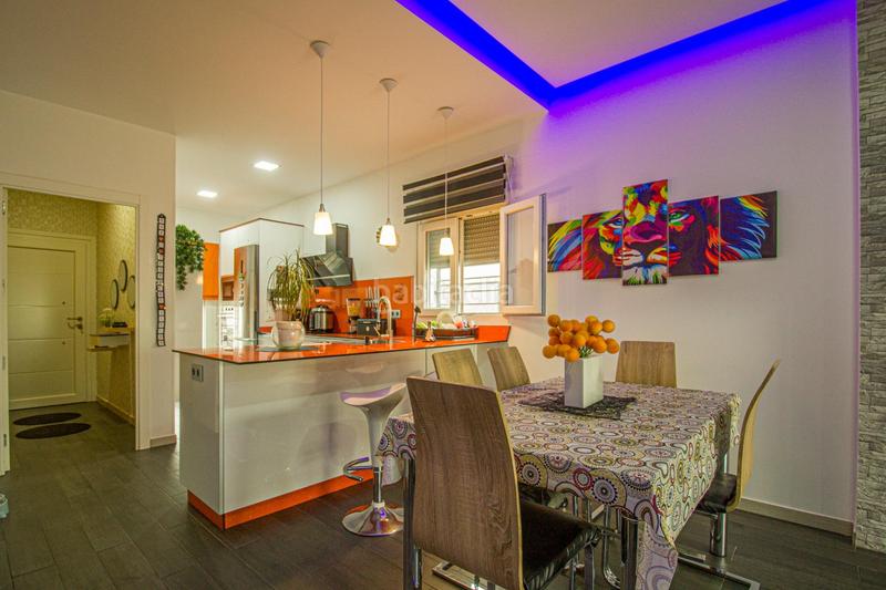 Foto 671ee9ba-55df-430e-b85a-9eb484815cf2. Chalet con riscaldamento parcheggio piscina in Avenida Elvas Badajoz