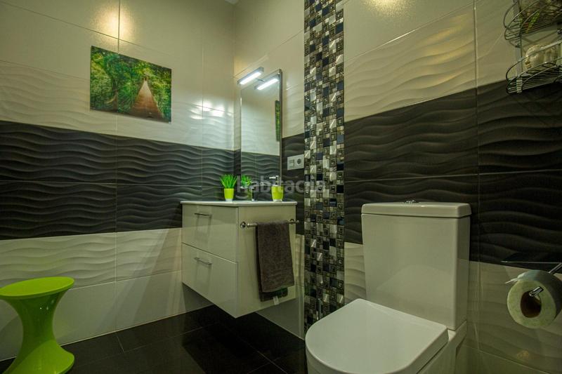 Foto bcb58801-027f-46ae-99fb-da948b018a3a. Chalet con riscaldamento parcheggio piscina in Avenida Elvas Badajoz