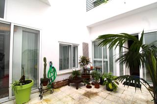 Appartement à Casco Antiguo. Amplia vivienda con patio, garaje y trastero en casco antiguo