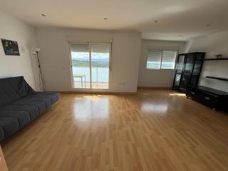 Pis  Avenida avenida de la independencia. Piso en venta de 4 dormitorios y piscina comunitaria en cerro go