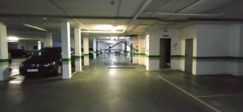 Foto 2a192d81-3675-4152-b560-13d0ee72feb7. Alquiler parking coche plaza de garaje en valdepasillas en Badajoz