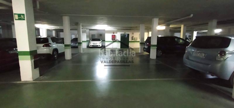 Foto 960a0842-d2ee-4230-a1b8-3009de570508. Alquiler parking coche plaza de garaje en valdepasillas en Badajoz
