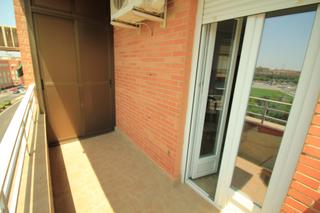 Pis a Santa Marina. Vivienda de 4 dormitorios y dos baños en el centro de badajoz.