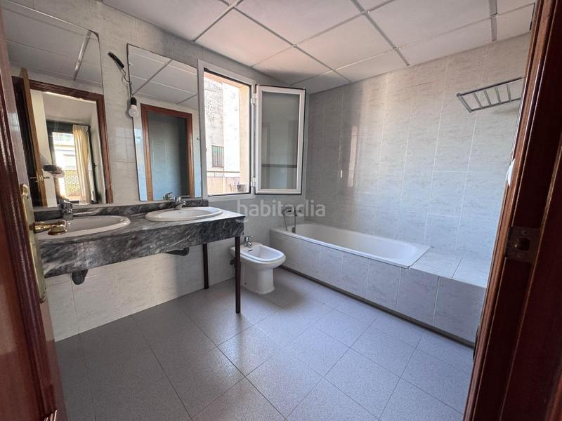 Foto c0f6324e-1cad-43dc-bc23-986371795d0d. Penthouse with heating parking in Casco Antiguo Badajoz