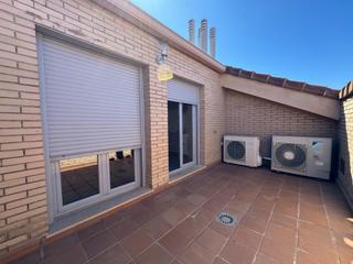 Dúplex en Maria Auxiliadora - Barriada de Llera. Estupendo dúplex con garaje y trastero  oportunidad única en bad