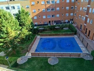 Pis  Antonio covarsi rojas. Piso en venta en ctra. la corte