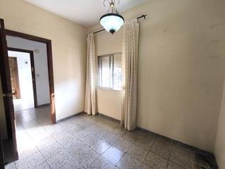 Pis a San Roque - Ronda Norte. Vivienda en planta baja para reformar en zona de san roque.
