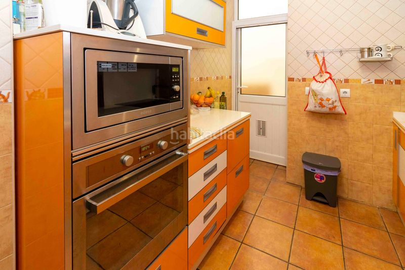 Foto ad3a07f9-c3d5-4ed7-8d12-53a7bb58d111. Casa amb aparcament a Carretera de Sevilla - Los Montitos Badajoz