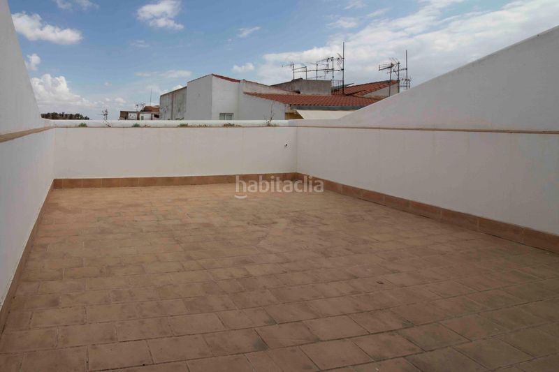 Foto 3142213d-2caf-4e59-9e60-265f19c37db3. Casa amb calefacció aparcament a Casco Antiguo Badajoz