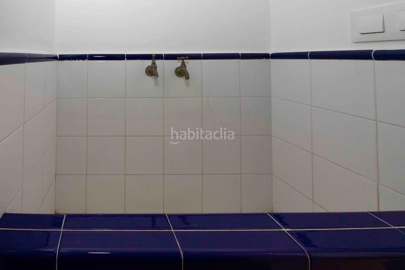 Foto a4c043ad-162a-4006-833d-1633874349f6. Casa amb calefacció aparcament a Casco Antiguo Badajoz
