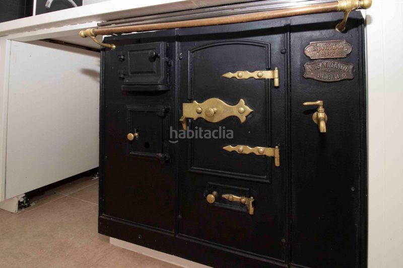Foto bd92a4ab-cb74-4b50-9620-762aa7102d75. Casa amb calefacció aparcament a Casco Antiguo Badajoz