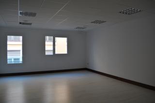 Alquiler Oficina en Travesa san salvador 4