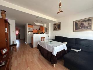 Lloguer Apartament a Carretera de Sevilla - Los Montitos. Apartamento con terraza en ronda sur