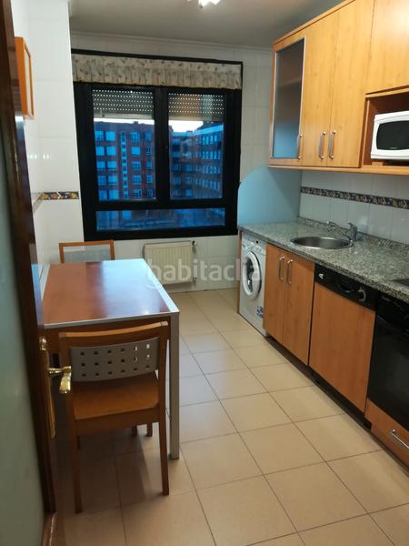 Foto 06c2db68-c242-4c8d-aaa3-4000470cb2c9. Rent flat with heating parking pool in Montevil Gijón