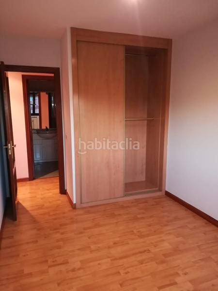 Foto 520d192c-051f-4bcd-9d58-f13656793249. Rent flat with heating parking pool in Montevil Gijón