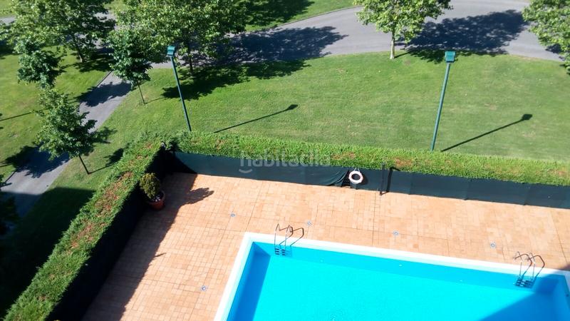 Foto 7d3c5ef4-ce1a-4df1-9576-4822feb5697b. Rent flat with heating parking pool in Montevil Gijón