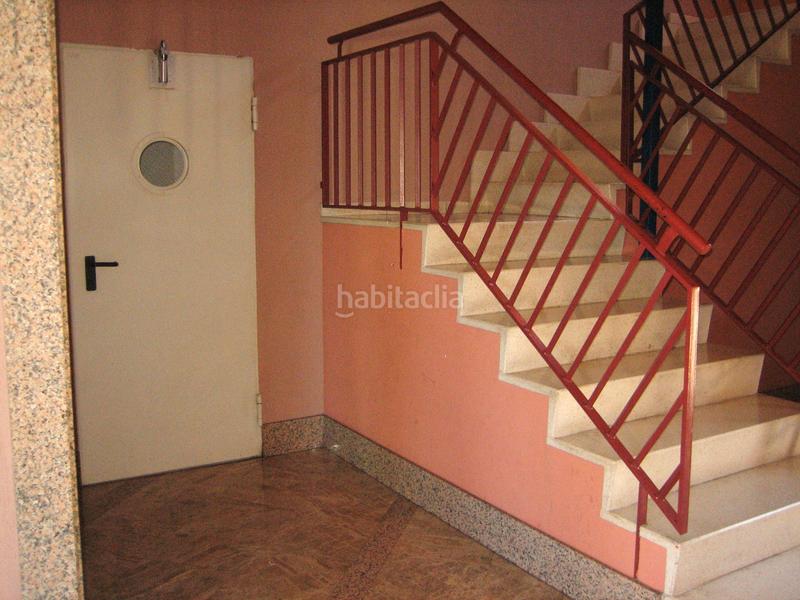 Foto 8a6818b8-0021-4309-8da9-932033a62c4a. Rent flat with heating parking pool in Montevil Gijón