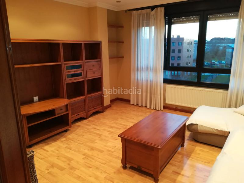 Foto a8150235-fc7b-48ac-a51e-5e09b9ad93a7. Rent flat with heating parking pool in Montevil Gijón