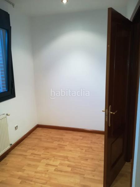 Foto e25c90ce-fc62-4ae1-9aad-60059f068b52. Rent flat with heating parking pool in Montevil Gijón