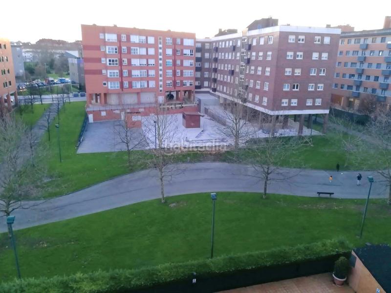 Foto 151a323a-3a57-4e78-8b82-82a10620d924. Alquiler piso en Montevil Gijón