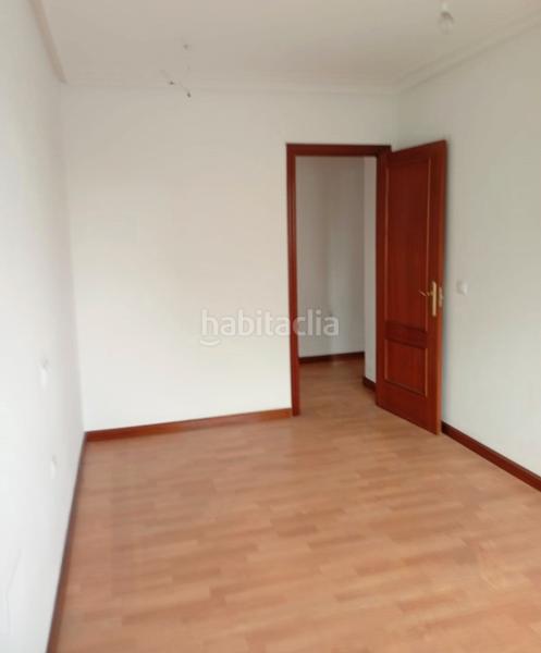 Foto 15bc6f84-f01e-4b3f-b7e4-0918357cf4bf. Appartement dans calle espinosa 14 dans La Calzada Gijón