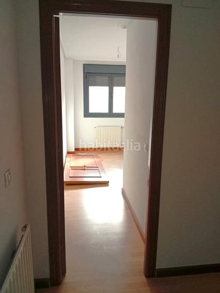 Foto ae8494f2-8985-4057-bc64-322387291c2a. Appartement dans calle espinosa 14 dans La Calzada Gijón