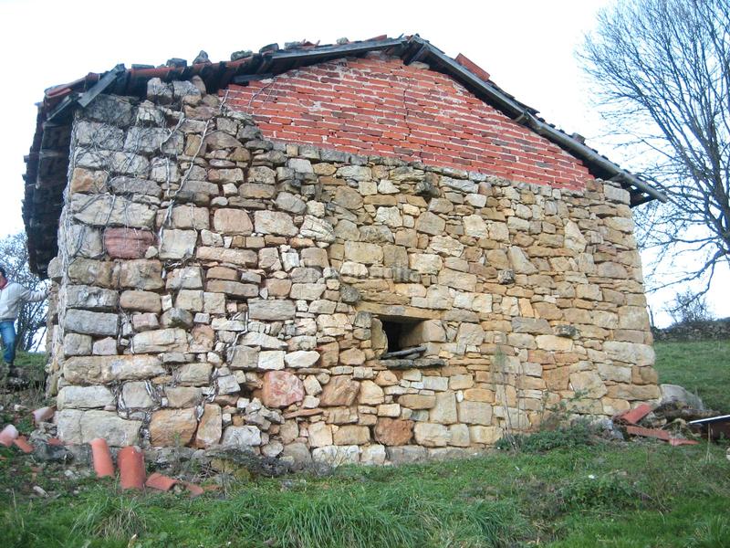 Foto b87072fd-0ade-4e90-8971-baf3fc673e53. Finca rústica a n/a a Grado