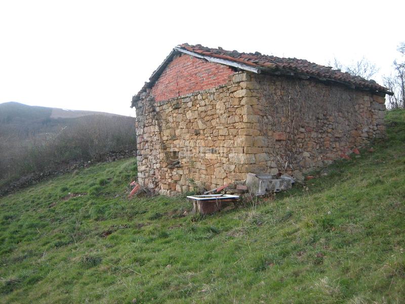 Foto ea128df0-87cb-4a84-a70e-babab935c542. Finca rústica a n/a a Grado